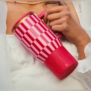 HYDROJUG “BE MINE” Traveler (20oz) ❤️